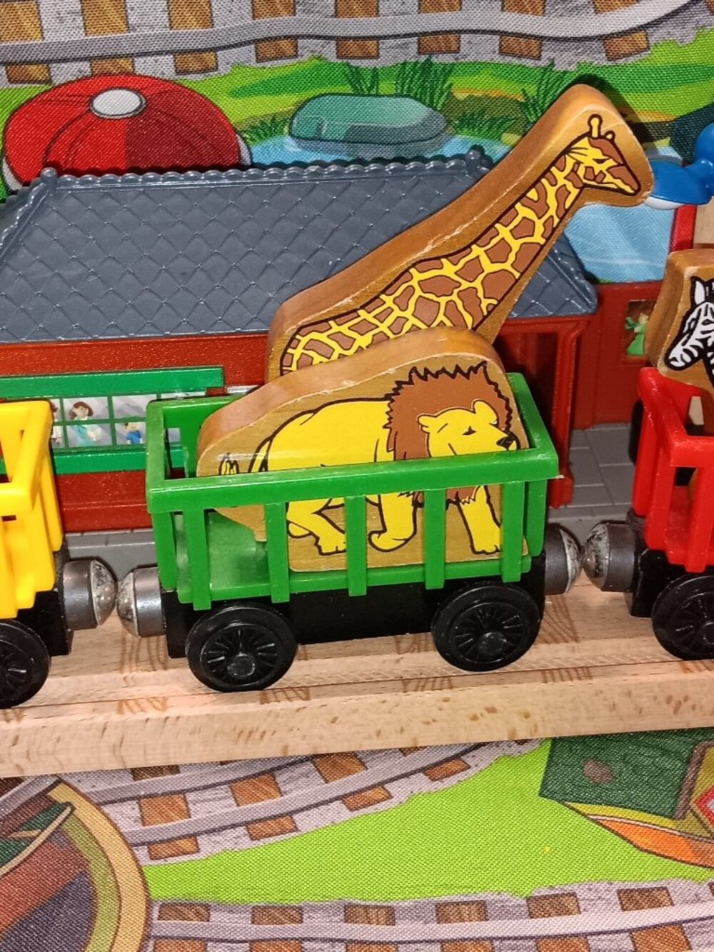 Thomas Wooden Railway Circus Train with Animals Safari